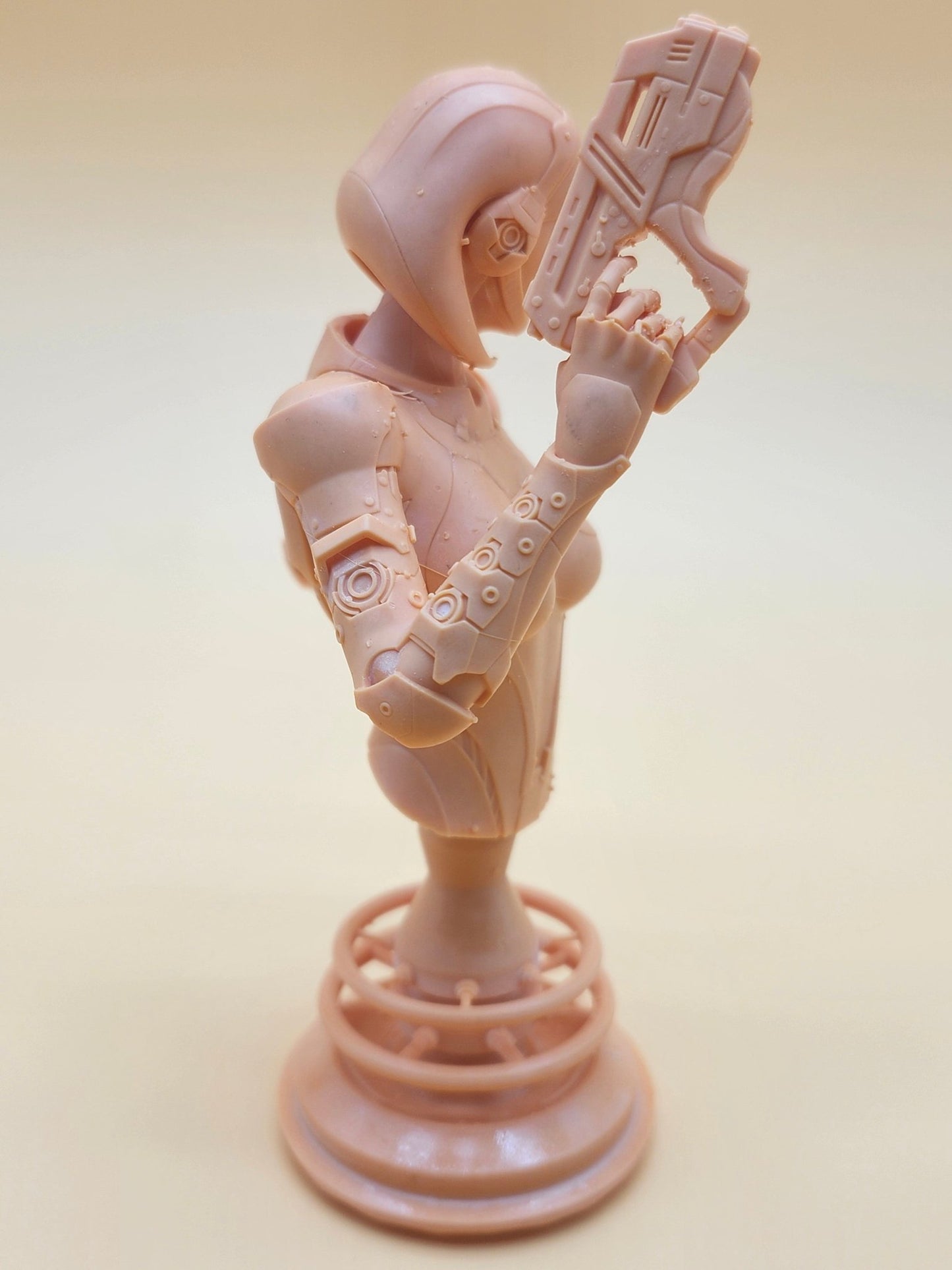 Edi Mass Effect Resin Printed Model - 3D Fantasy Models